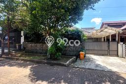Rumah Luxury Modern Tanpa Renovasi di Lebak Bulus Jakarta Selatan Rumah Luxury Modern Tanpa Renovasi di Lebak Bulus Jakarta Selatan