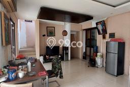 Rumah Terawat area Lebak Bulus, Jakarta Selatan, LT 250m², LB 240m² Rumah Terawat area Lebak Bulus, Jakarta Selatan, LT 250m², LB 240m²