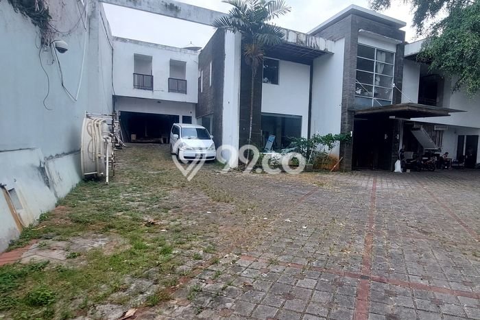 Dijual Rumah Mewah Elegan Dengan View Eksklusif di Kemang, Jakarta Selatan Dijual Rumah Mewah Elegan Dengan View Eksklusif di Kemang, Jakarta Selatan