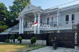 Rumah Elit Modern Siap Huni di Kayu Putih Jakarta Timur Rumah Elit Modern Siap Huni di Kayu Putih Jakarta Timur