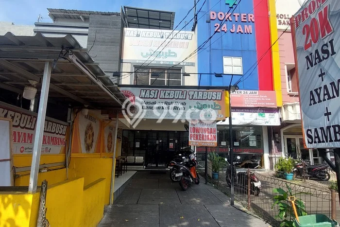 INVESTASI CERDAS! Ruko di Johar Baru, Luas 200m², Pusat Bisnis INVESTASI CERDAS! Ruko di Johar Baru, Luas 200m², Pusat Bisnis