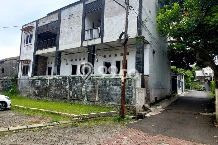 Dijual Rumah Kost di Lebak Bulus, Jakarta Selatan, 6 KT, 6 KM, Bangunan 200m2 Dijual Rumah Kost di Lebak Bulus, Jakarta Selatan, 6 KT, 6 KM, Bangunan 200m2