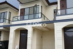 Rumah Modern Cantik 3 KT Bisa Langsung Pindah di Cikupa Rumah Modern Cantik 3 KT Bisa Langsung Pindah di Cikupa