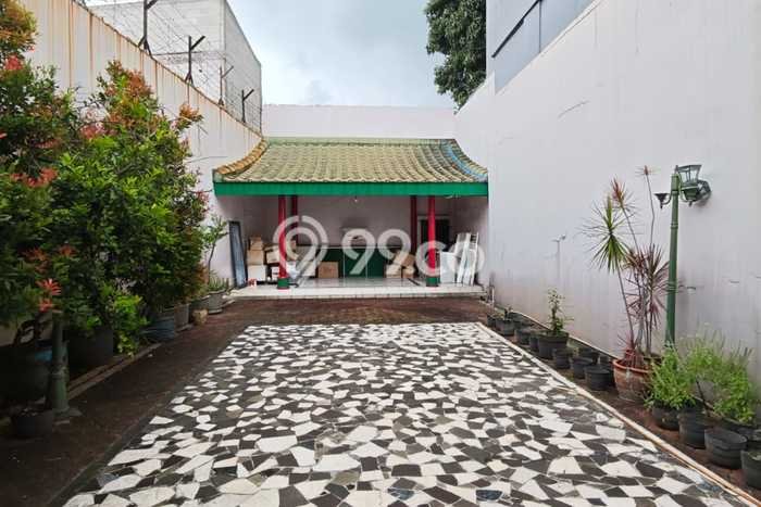 Siap Huni Hunian Elit 4 Kamar di Kebon Jeruk Dekat ke Mana Saja Siap Huni Hunian Elit 4 Kamar di Kebon Jeruk Dekat ke Mana Saja