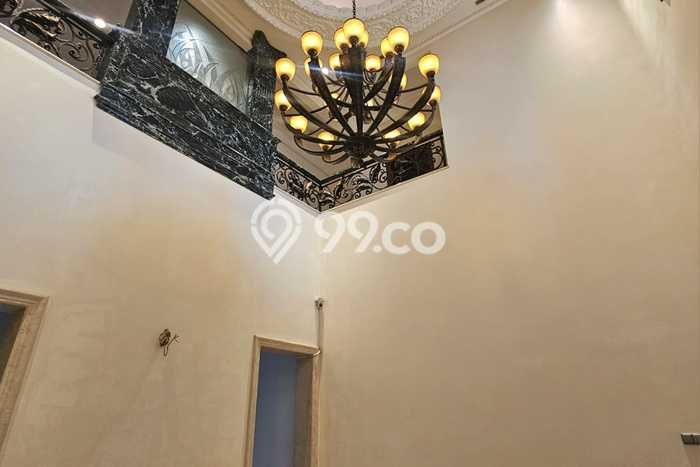 Rumah Luxury Modern Tanpa Renovasi di Kedoya Baru Jakarta Barat Rumah Luxury Modern Tanpa Renovasi di Kedoya Baru Jakarta Barat