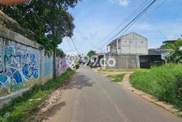 Jarang Ada! Tanah di Jelupang Punya Luas 1200m2 SHM Jarang Ada! Tanah di Jelupang Punya Luas 1200m2 SHM