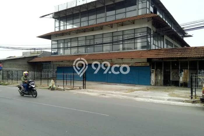 Komersial Disewakan Cepat di Karawaci Tangerang LB 730m2 Komersial Disewakan Cepat di Karawaci Tangerang LB 730m2