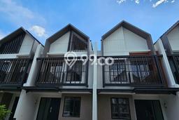 Jual Rumah Mewah Megah Dengan View Eksklusif di Gading Serpong, Tangerang Jual Rumah Mewah Megah Dengan View Eksklusif di Gading Serpong, Tangerang
