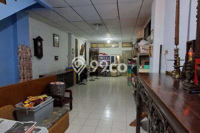 Untuk Dijual! Ruko di Roxy Jakarta Pusat LT 139m2 / LB 192m2 Kawasan Strategis Untuk Dijual! Ruko di Roxy Jakarta Pusat LT 139m2 / LB 192m2 Kawasan Strategis