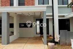 For Sale Rumah 2 Kamar Lokasi Strategis Nyaman dan Strategis di Depok For Sale Rumah 2 Kamar Lokasi Strategis Nyaman dan Strategis di Depok