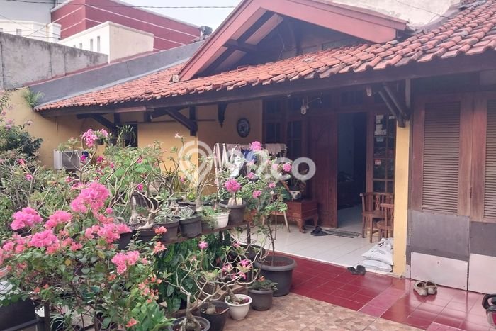 Dijual Rumah 4 Kamar Lokasi Strategis Nyaman dan Strategis di Ciputat Timur Dijual Rumah 4 Kamar Lokasi Strategis Nyaman dan Strategis di Ciputat Timur