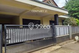 For Sale Hunian Rumah Terawat 3 KT di Bintaro, Tangerang Selatan For Sale Hunian Rumah Terawat 3 KT di Bintaro, Tangerang Selatan