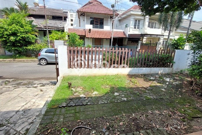 Hunian Elit LB 139m2 Siap Pakai Desain Elegan di Pondok Indah, Jakarta Selatan Hunian Elit LB 139m2 Siap Pakai Desain Elegan di Pondok Indah, Jakarta Selatan