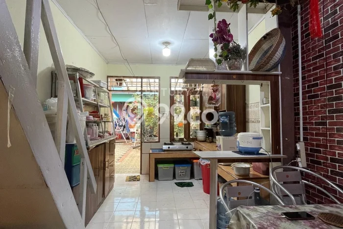 Jual Rumah Eksklusif 5 KT di Graha Raya Bintaro, Tangerang Selatan Jual Rumah Eksklusif 5 KT di Graha Raya Bintaro, Tangerang Selatan