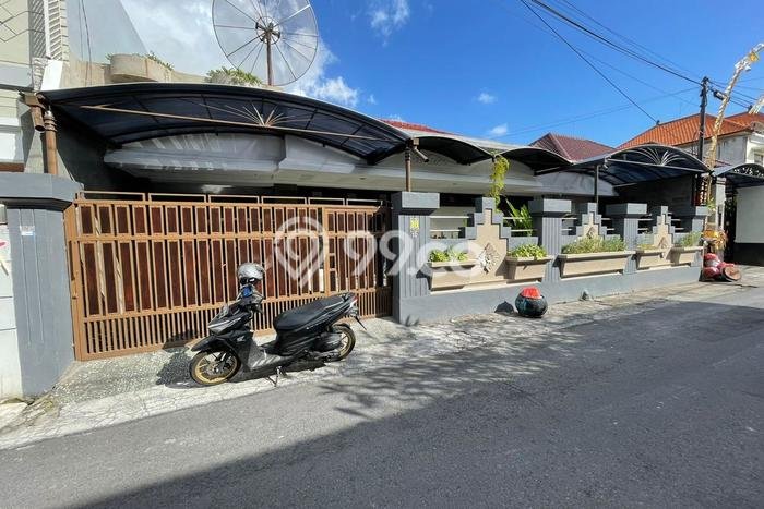 Rumah Luxury Modern Tanpa Renovasi di Dauhpuri Kelod Denpasar Rumah Luxury Modern Tanpa Renovasi di Dauhpuri Kelod Denpasar