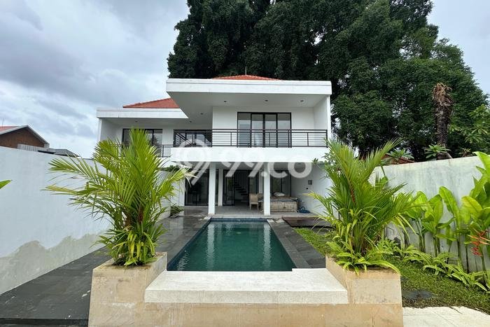 Vila Strategis Kawasan , Area 330m2m², Akses ke beragam fasilitas Vila Strategis Kawasan , Area 330m2m², Akses ke beragam fasilitas