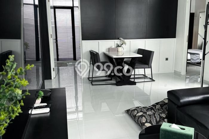 Ready to Use! Premium House LT 150m2 Desain Elegan di Petitenget Ready to Use! Premium House LT 150m2 Desain Elegan di Petitenget