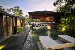 Rumah Elit LB 285m2 Siap Pakai Desain Elegan di Canggu, Badung Rumah Elit LB 285m2 Siap Pakai Desain Elegan di Canggu, Badung