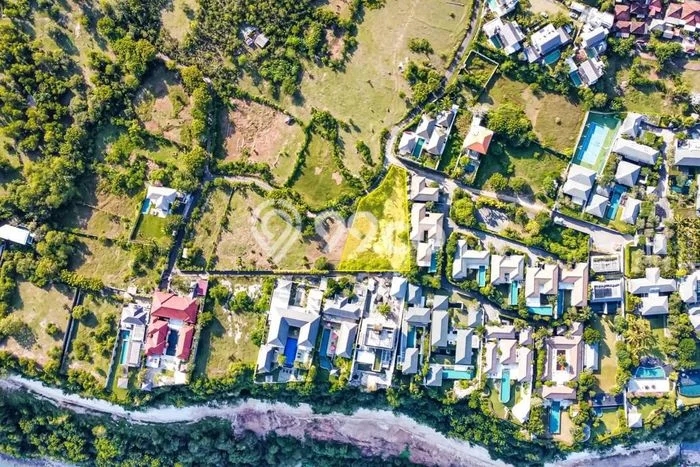 Tanah Investasi Dijual di Badung Punya Luas 2000m2 Tanah Investasi Dijual di Badung Punya Luas 2000m2