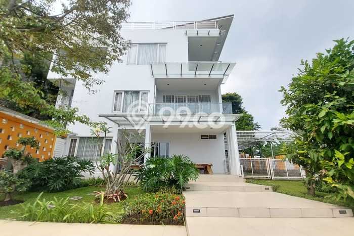 Rumah Luxury Modern Tanpa Renovasi di Dago Bandung Rumah Luxury Modern Tanpa Renovasi di Dago Bandung