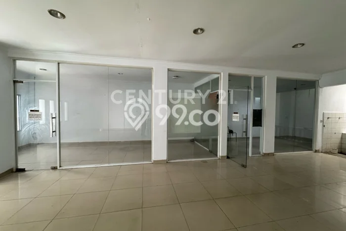 Rumah Mewah Siap Huni LT 200m2 di Kelapa Gading, Jakarta Utara Rumah Mewah Siap Huni LT 200m2 di Kelapa Gading, Jakarta Utara