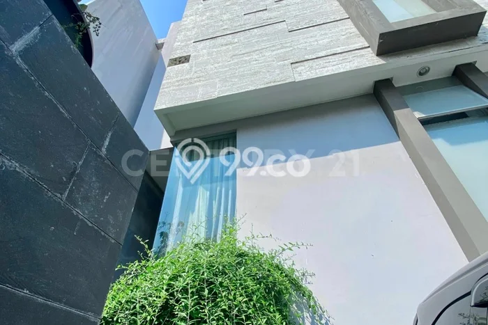 Rumah Mewah Dijual LT 200m2 di Kelapa Gading, Jakarta Utara Rumah Mewah Dijual LT 200m2 di Kelapa Gading, Jakarta Utara