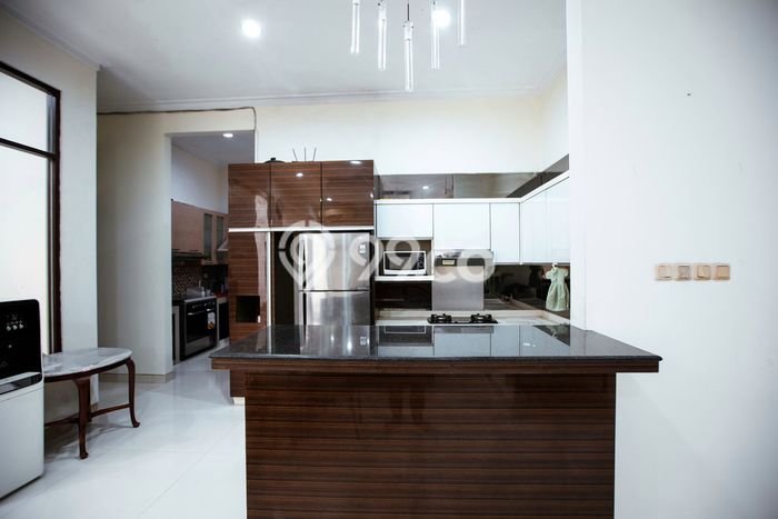 Rumah Luxury Modern Tanpa Renovasi di Kayu Putih Jakarta Timur Rumah Luxury Modern Tanpa Renovasi di Kayu Putih Jakarta Timur
