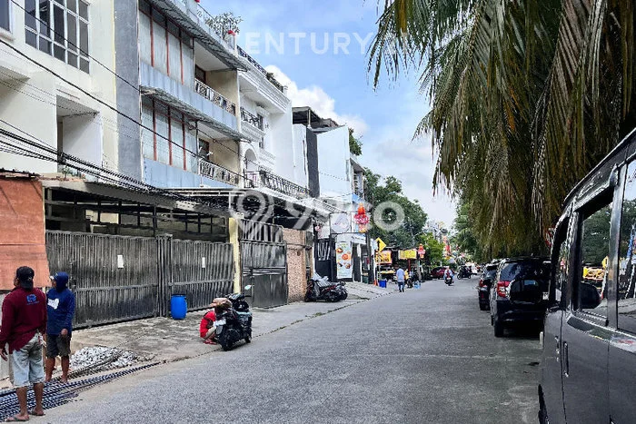 Dijual Hunian Mewah dengan Fasilitas Sekitar Lengkap di Kelapa Gading, Jakarta Utara Dijual Hunian Mewah dengan Fasilitas Sekitar Lengkap di Kelapa Gading, Jakarta Utara