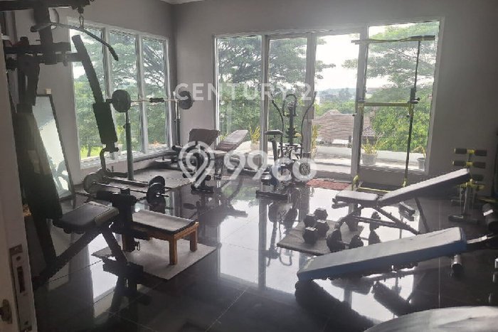 For Sale! Luxury House LT 322m2 Desain Elegan di Cibubur For Sale! Luxury House LT 322m2 Desain Elegan di Cibubur
