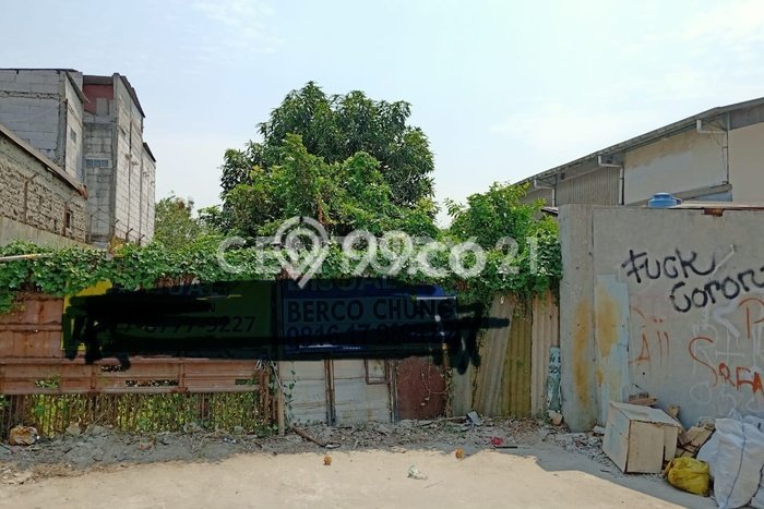 Tanah Dijual di Jakarta Barat Seluas 2349m2 Strategis Tanah Dijual di Jakarta Barat Seluas 2349m2 Strategis