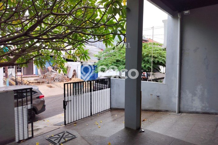 Dijual Rumah Luas Elegan Dengan View Cantik di Pulomas, Jakarta Timur Dijual Rumah Luas Elegan Dengan View Cantik di Pulomas, Jakarta Timur