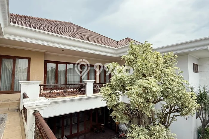 Rumah PREMIUM di , Surabaya, Luas 900m2m² LB 942m2m² HARGA TERBAIK! Rumah PREMIUM di , Surabaya, Luas 900m2m² LB 942m2m² HARGA TERBAIK!