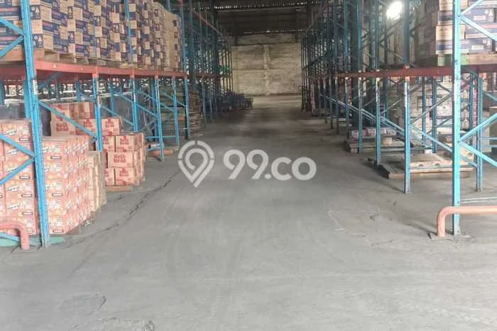 Gudang Disewa di Tangerang dengan LB 2679m2 Area Komersial Ramai Gudang Disewa di Tangerang dengan LB 2679m2 Area Komersial Ramai