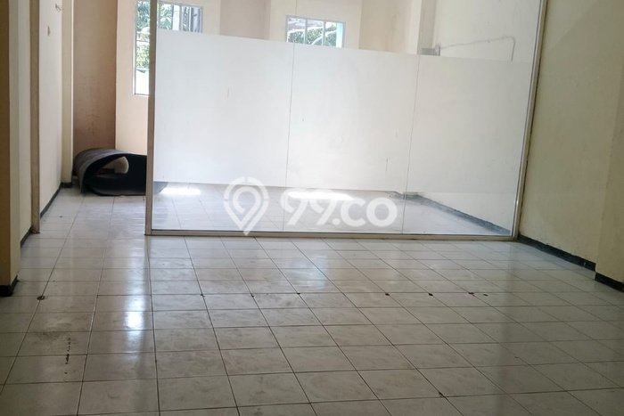 Ruko Dijual di Malang LT 92m2 & LB 276m2 Lokasi Terbaik! Ruko Dijual di Malang LT 92m2 & LB 276m2 Lokasi Terbaik!