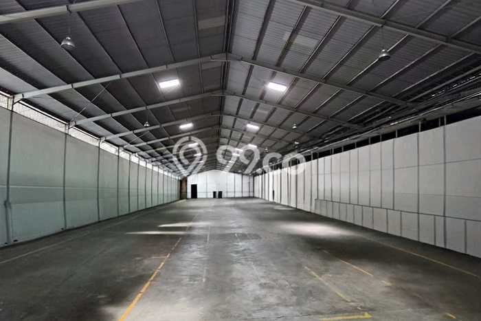 Unit Gudang Dijual di Jabon Sidoarjo Luas Bangunan 7876m2 Unit Gudang Dijual di Jabon Sidoarjo Luas Bangunan 7876m2