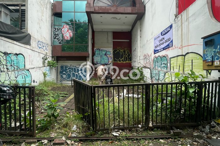 Ruko Bagus Dijual LB 660m2 Lokasi Strategis Surabaya Area Cocok untuk Berbisnis Ruko Bagus Dijual LB 660m2 Lokasi Strategis Surabaya Area Cocok untuk Berbisnis