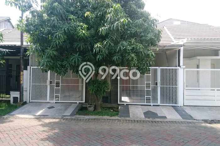 For Sale Hunian Rumah Nyaman 3 KT di Waru, Surabaya For Sale Hunian Rumah Nyaman 3 KT di Waru, Surabaya
