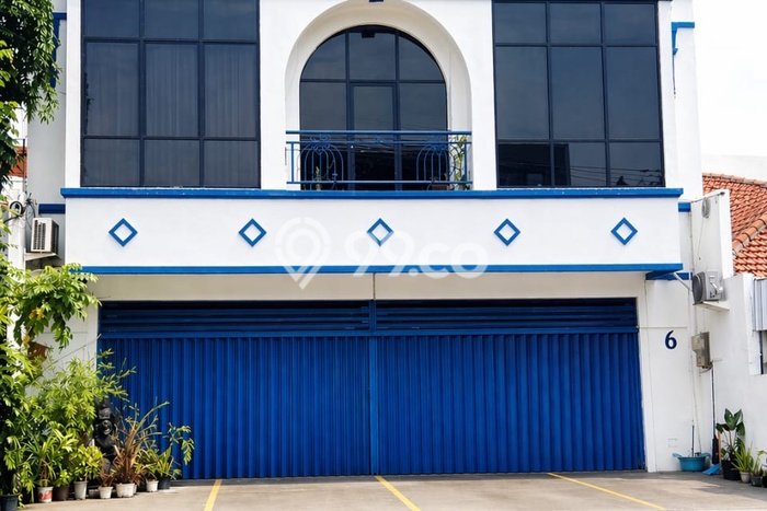 Disewakan Ruko di Kawasan Ramai Ngagel Luas 340m2 Disewakan Ruko di Kawasan Ramai Ngagel Luas 340m2