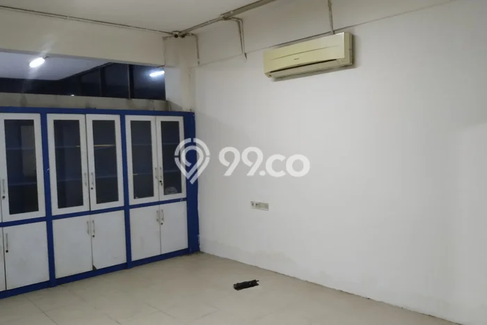 Ruko Dijual di Prime Area Surabaya Luas 250m2 Ruko Dijual di Prime Area Surabaya Luas 250m2