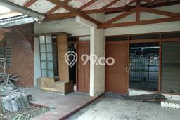 Rumah Luas Asri 1 KT Siap Pakai di Kutisari Surabaya Rumah Luas Asri 1 KT Siap Pakai di Kutisari Surabaya