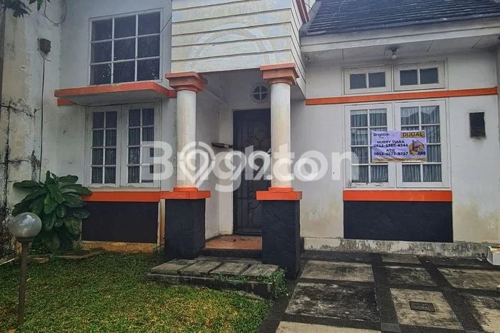 Jual Rumah Eksklusif 2 KT di Cibubur, Bogor Jual Rumah Eksklusif 2 KT di Cibubur, Bogor