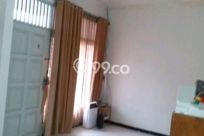 Lokasi strategis! Rumah siap huni dikontrakkan di Kelapa Gading LB 160m2 Lokasi strategis! Rumah siap huni dikontrakkan di Kelapa Gading LB 160m2