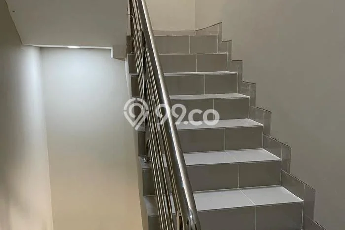 Sewa Rumah Murah di Green Ville Jakarta Barat dengan 2 Kamar Tidur Sewa Rumah Murah di Green Ville Jakarta Barat dengan 2 Kamar Tidur