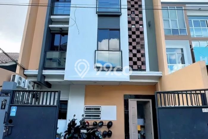 Unit Kost Dijual di Tanjung Duren dengan 42 Kamar Area Strategis Unit Kost Dijual di Tanjung Duren dengan 42 Kamar Area Strategis