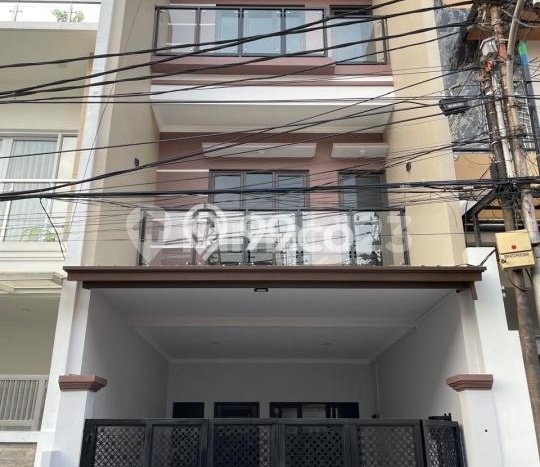 Dijual Rumah Luas Elegan Dengan View Eksklusif di Pasar Baru, Jakarta Pusat Dijual Rumah Luas Elegan Dengan View Eksklusif di Pasar Baru, Jakarta Pusat