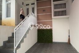 Disewakan! Rumah 2 Kamar Tidur &
1 Kamar Mandi di Ujungberung, Bandung Disewakan! Rumah 2 Kamar Tidur &
1 Kamar Mandi di Ujungberung, Bandung