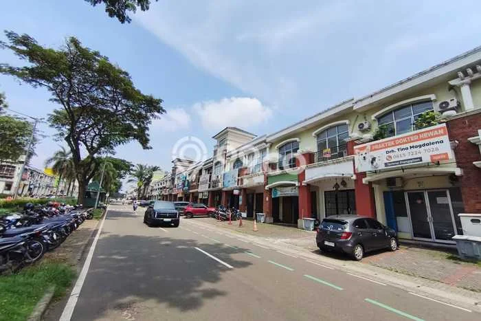 Unit Ruko Disewakan di Gading Serpong di Area Ramai & Strategis Unit Ruko Disewakan di Gading Serpong di Area Ramai & Strategis
