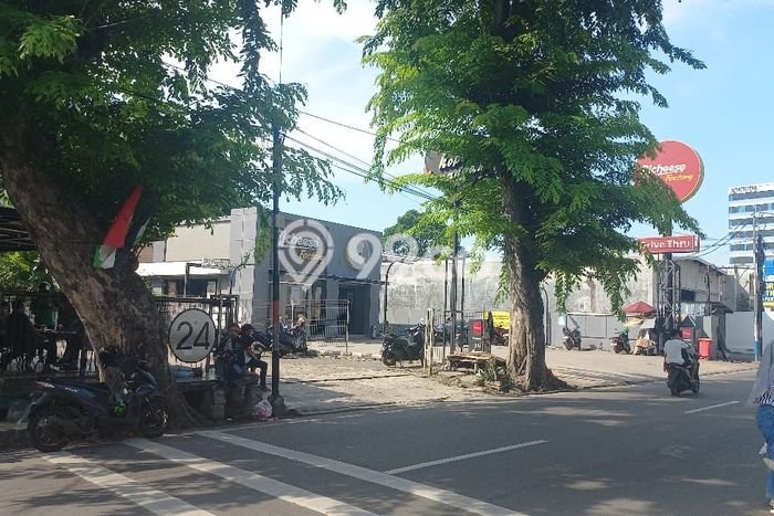 Ruko Disewa di Jakarta Timur dengan LB 20m2 Area Komersial Ramai Ruko Disewa di Jakarta Timur dengan LB 20m2 Area Komersial Ramai