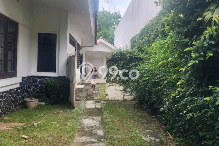 Rumah Mewah Dijual LT 1110m2 di Menteng, Jakarta Pusat Rumah Mewah Dijual LT 1110m2 di Menteng, Jakarta Pusat