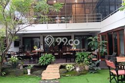 For Sale! Luxury House LT 1000m2 Desain Elegan di Kemang For Sale! Luxury House LT 1000m2 Desain Elegan di Kemang